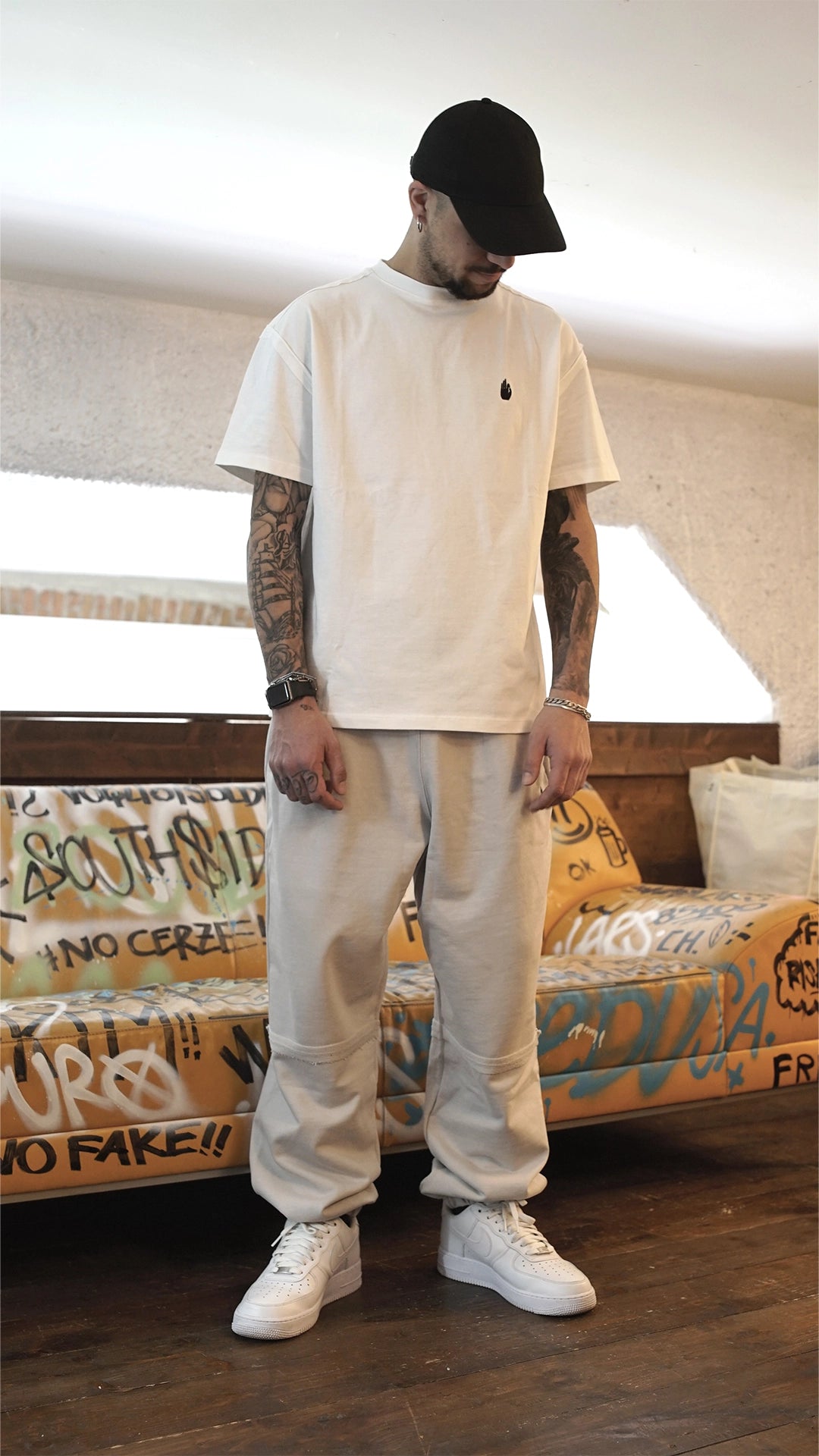 T-shirt boxy fit off-white unisex in cotone pesante con cuciture a rovescio a vista Empyrom